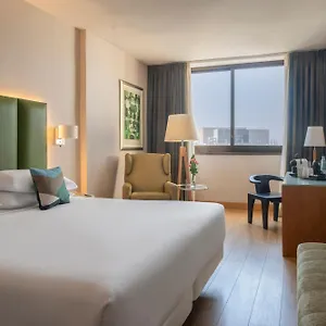 Hesperia Barcelona Sant Just 4* סאנט ג'סט דסוורן